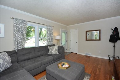 3115 56th St, Des Moines, IA 50310 - photo 3