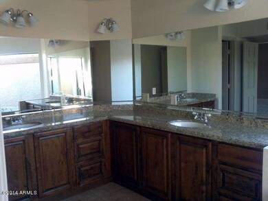 MASTER BEDROOM BATHROOM