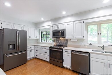 16 Catawba Ridge Rd, Clover, SC 29710 - photo 5