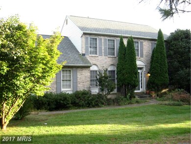 8808 Brink Rd, Gaithersburg, MD 20882 - photo 3