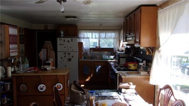 Eat in Kitchen
