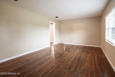 6568 Barmer Dr S, Jacksonville, FL 32210 - photo 3