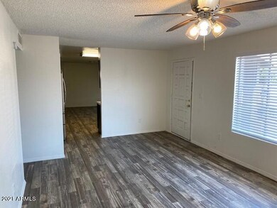 5139 W Cypress St, Phoenix, AZ 85035 - photo 4