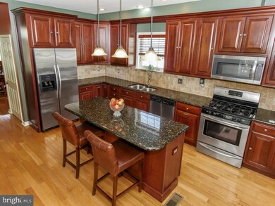 608 W Richardson Ave, Langhorne, PA 19047 - photo 6