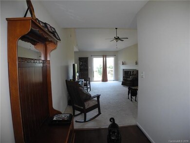 812 Summey Farm Dr unit 62, Dallas, NC 28034 - photo 4