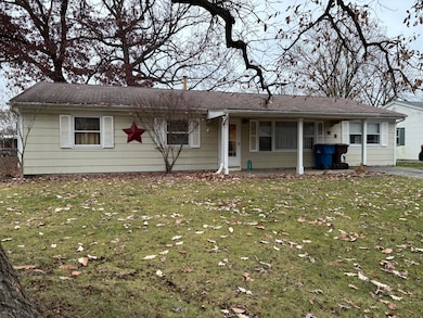 709 Governor Rd, Valparaiso, IN 46385 - photo 2