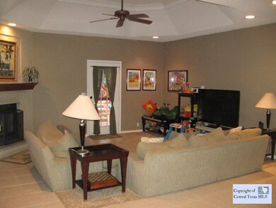 2102 Lancaster St, San Marcos, TX 78666 - photo 2