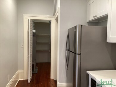 224 E Huntingdon St unit Parlor, Savannah, GA 31401 - photo 4