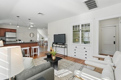 17 Seymour St unit 3, Roslindale, MA 02131 - photo 4