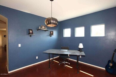 Front Room-Den2
