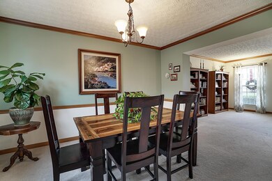 1827 Aurora Ave, Lewis Center, OH 43035 - photo 7