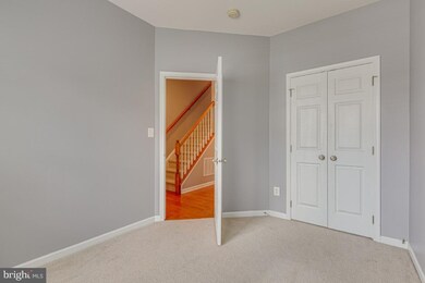 42607 Pine Forest Dr, Chantilly, VA 20152 - photo 4