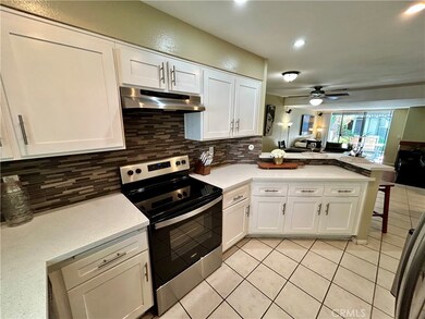 25307 Pine Creek Ln, Wilmington, CA 90744 - photo 7