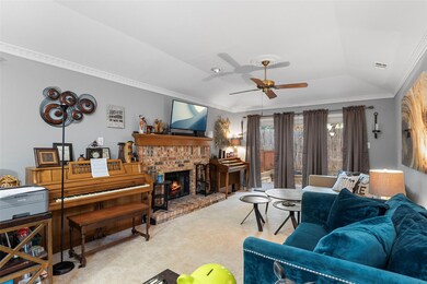 2920 Eagles Nest Dr, Bedford, TX 76021 - photo 5