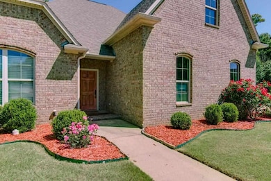 531 Mitchell Ryan, Wake Village, TX 75501 - photo 3