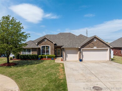 1208 E Yakima St, Broken Arrow, OK 74012 - photo 2