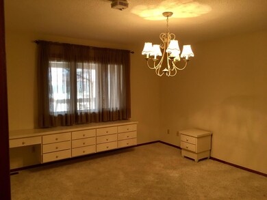 BEDROOM 1<|><|>