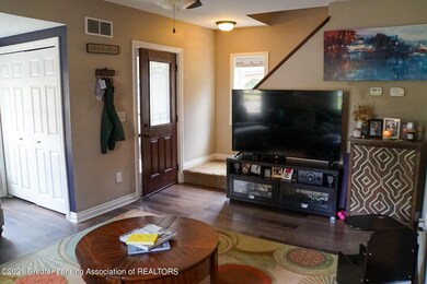 1310 W Allegan St, Lansing, MI 48915 - photo 2