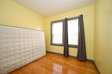 156-14 65th Ave, Flushing, NY 11367 - photo 4