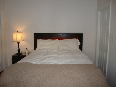 27 Bowdoin St unit 2C, Boston, MA 02114 - photo 4