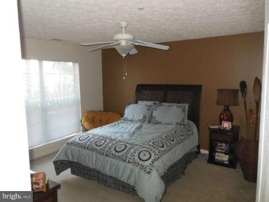 15604 Everglade Ln unit 202, Bowie, MD 20716 - photo 2