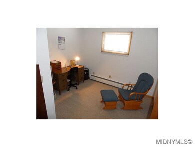 Bedroom/office