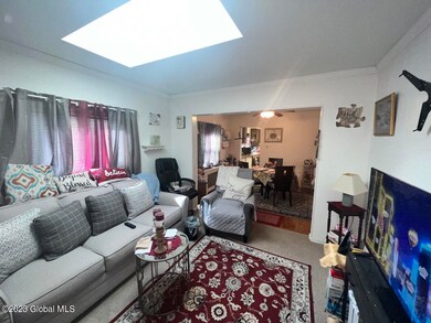 9 Osborne Rd, Albany, NY 12205 - photo 2