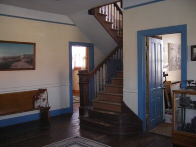 entrancestairs