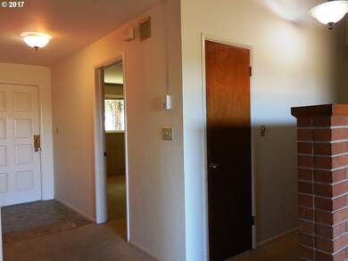 Entrance/Foyer