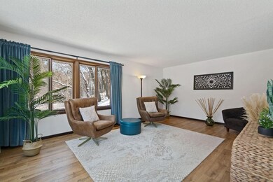 15299 Highland Trail, Minnetonka, MN 55345 - photo 5