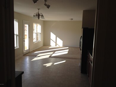 2304 Kitchen Dinette