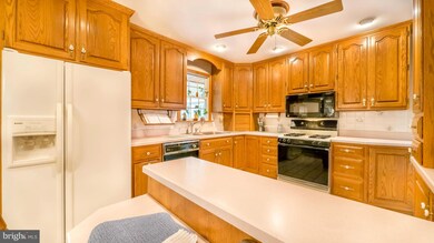 1506 Springlake Way N, Sykesville, MD 21784 - photo 7