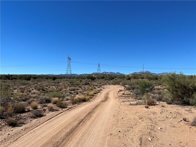View of dirt / gravel road