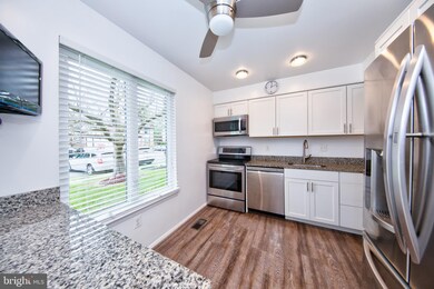 107 Bourbon Ct, Parkville, MD 21234 - photo 3