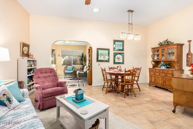 14035 N Palm Ridge Dr W unit 17H, Sun City, AZ 85351 - photo 4