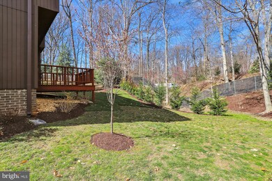 8021 Cypress Grove Ln, Cabin John, MD 20818 - photo 2