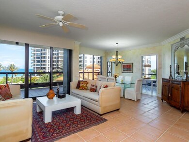 Living room/dining room combo