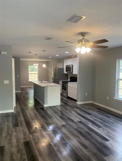 29 Croatan St, Crawfordville, FL 32327 - photo 5