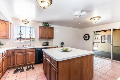 Kitchen2