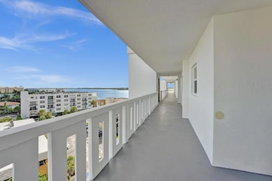 231 E Lantana Rd unit 702, Lantana, FL 33462 - photo 3