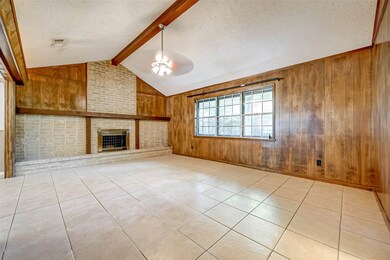 8423 Brinkmeyer Rd, Needville, TX 77461 - photo 6