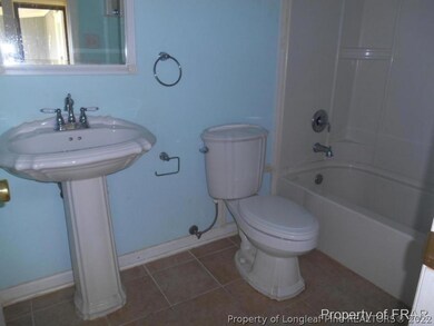 4523 Chambersburg Rd, Fayetteville, NC 28314 - photo 7