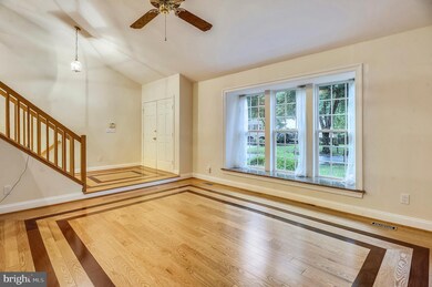 12213 Guinevere Rd, Glenn Dale, MD 20769 - photo 7