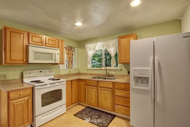 unlisted-address, Brier, WA 98036 - photo 5