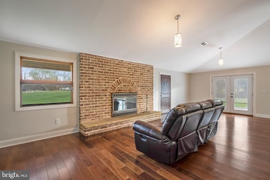 28254 Gaunts Bridge Rd, Columbus, NJ 08022 - photo 6