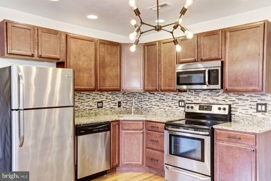 1354 Queen St NE unit 202, Washington, DC 20002 - photo 3