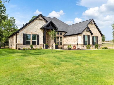 404 Scenic Wood Dr, Azle, TX 76020 - photo 2