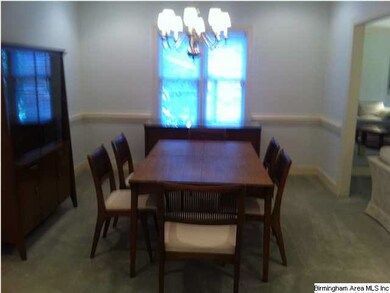 LARGE DINING ROOM