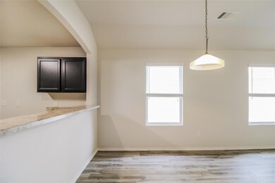 1414 Mark Dr, Ennis, TX 75119 - photo 5