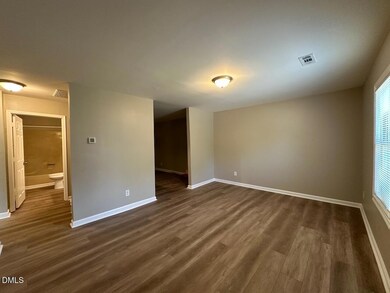 1113 Upchurch St unit A, Raleigh, NC 27610 - photo 4